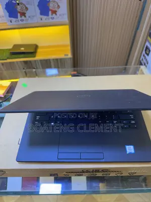 New Laptop Dell Latitude 7390 8GB Intel Core i5 HDD+SSD 256GB