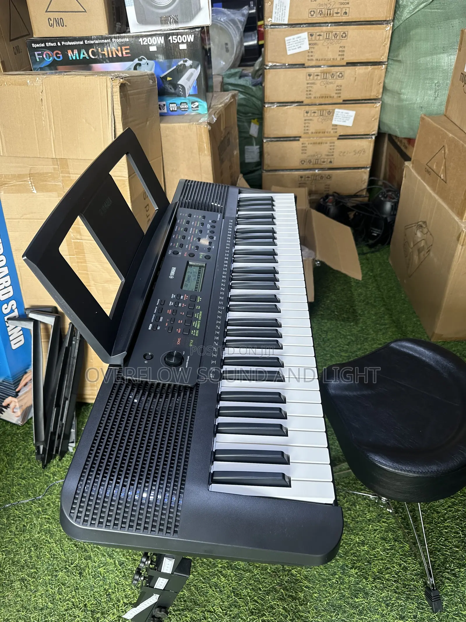Yamaha PSR-E283 61-Key Portable Keyboard