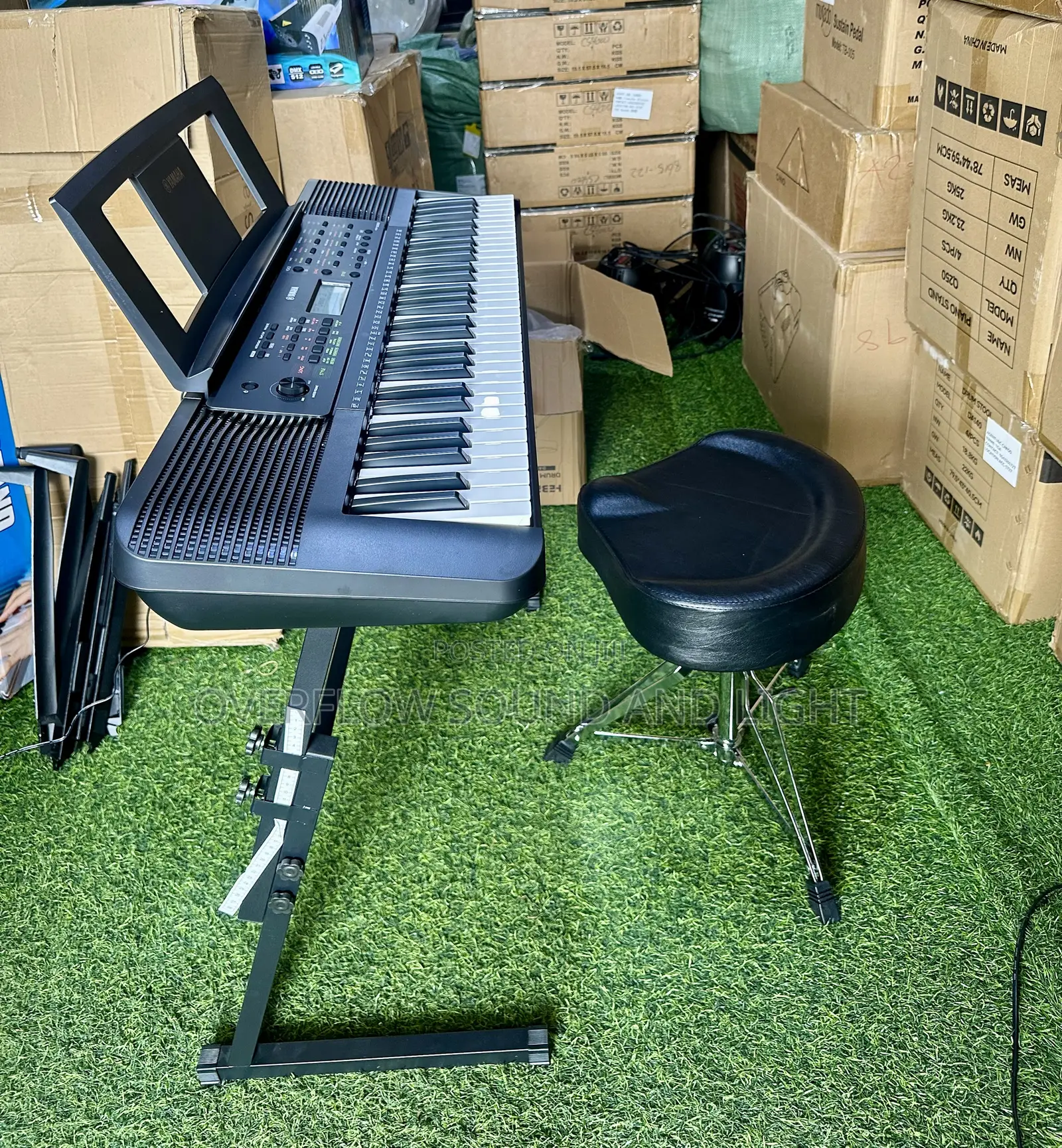 Yamaha PSR-E283 61-Key Portable Keyboard