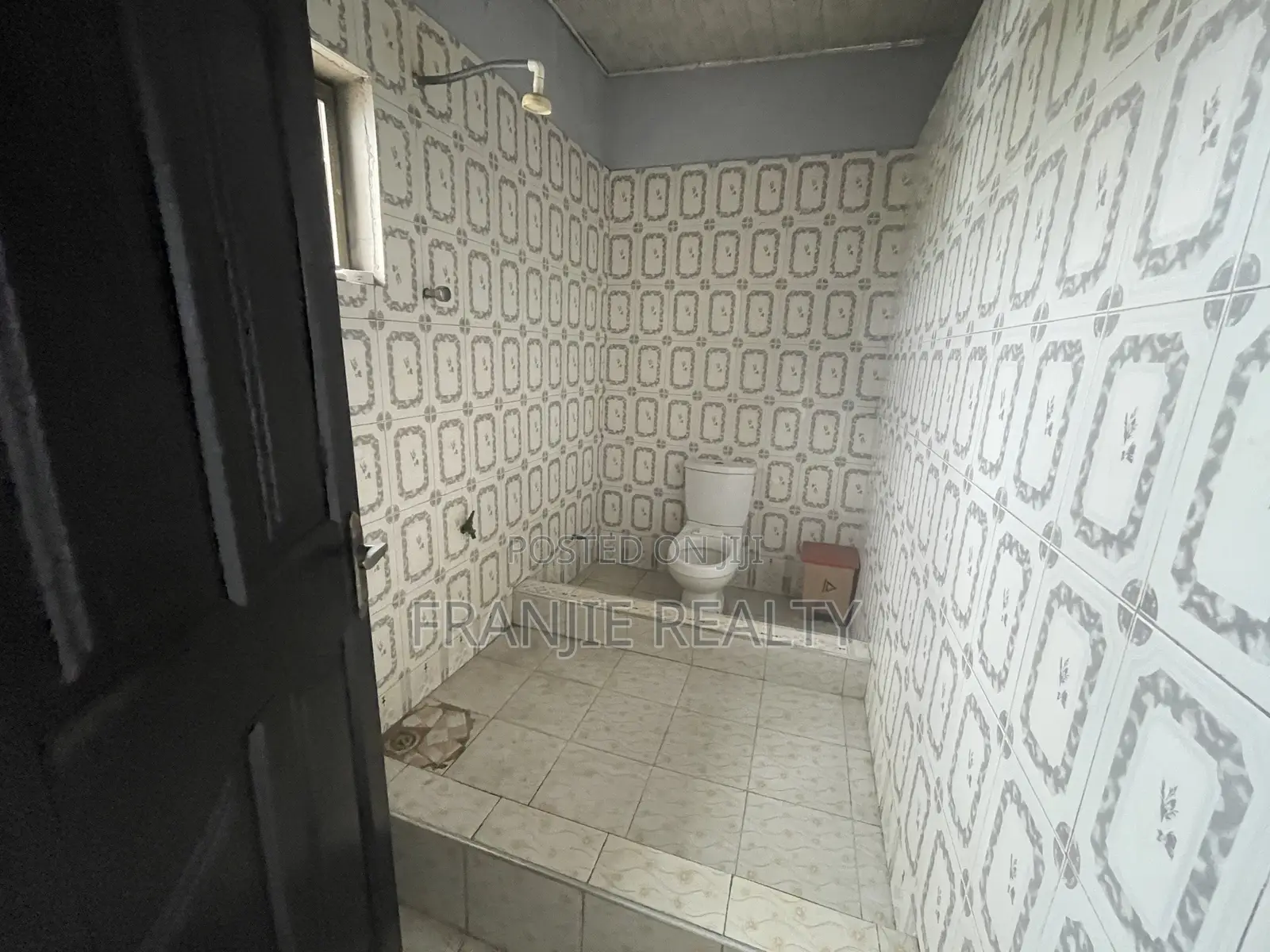 2bdrm Apartment in Franjie Realty, Lapaz for rent