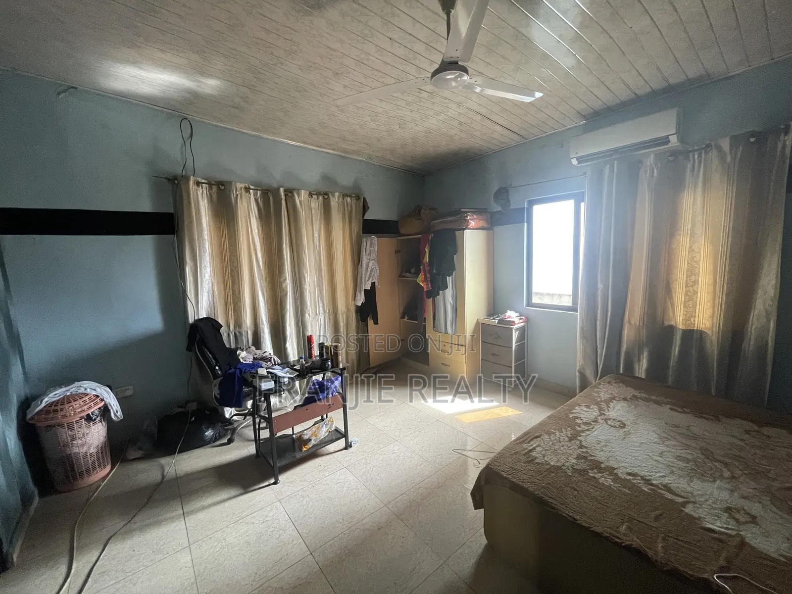 2bdrm Apartment in Franjie Realty, Lapaz for rent