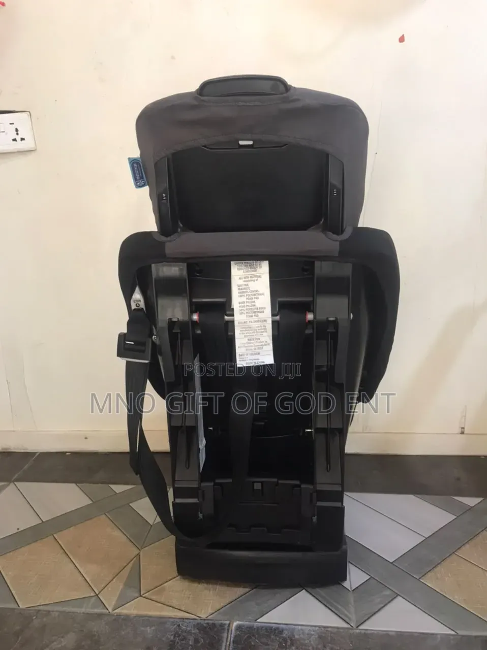 Graco Contender Slim Convertible Car Seat