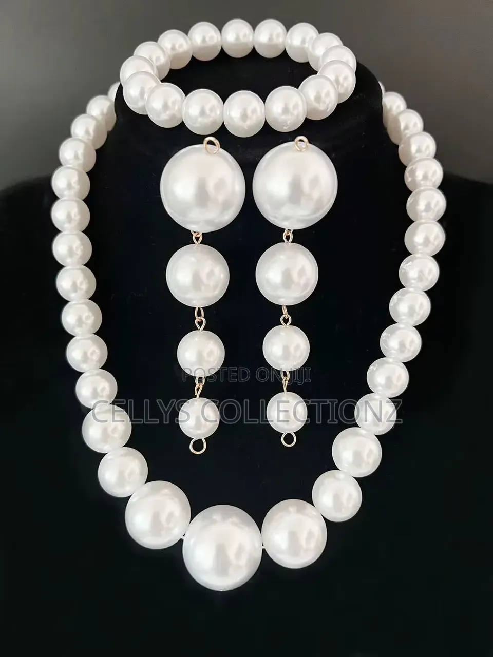 Ladies Necklaces
