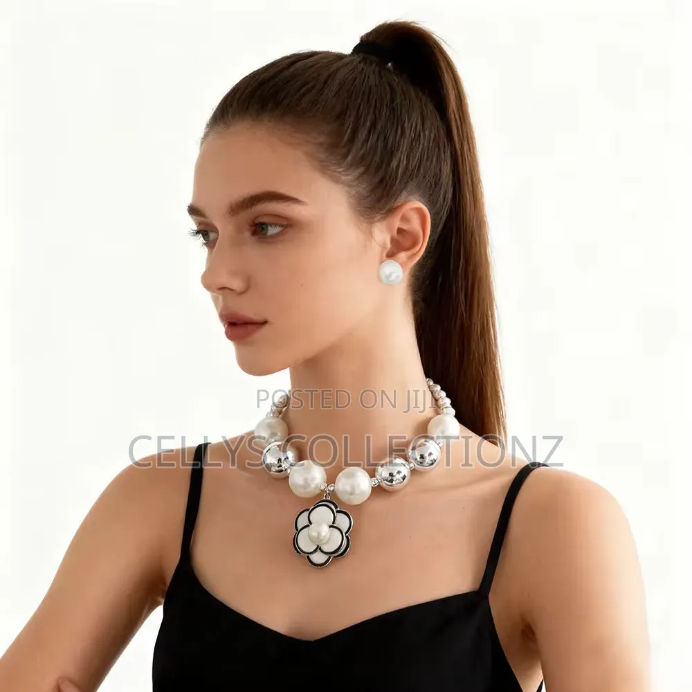 Ladies Necklaces