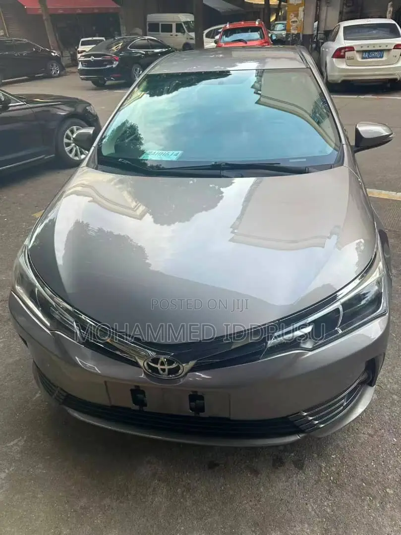 Toyota Corolla 2018 Gray