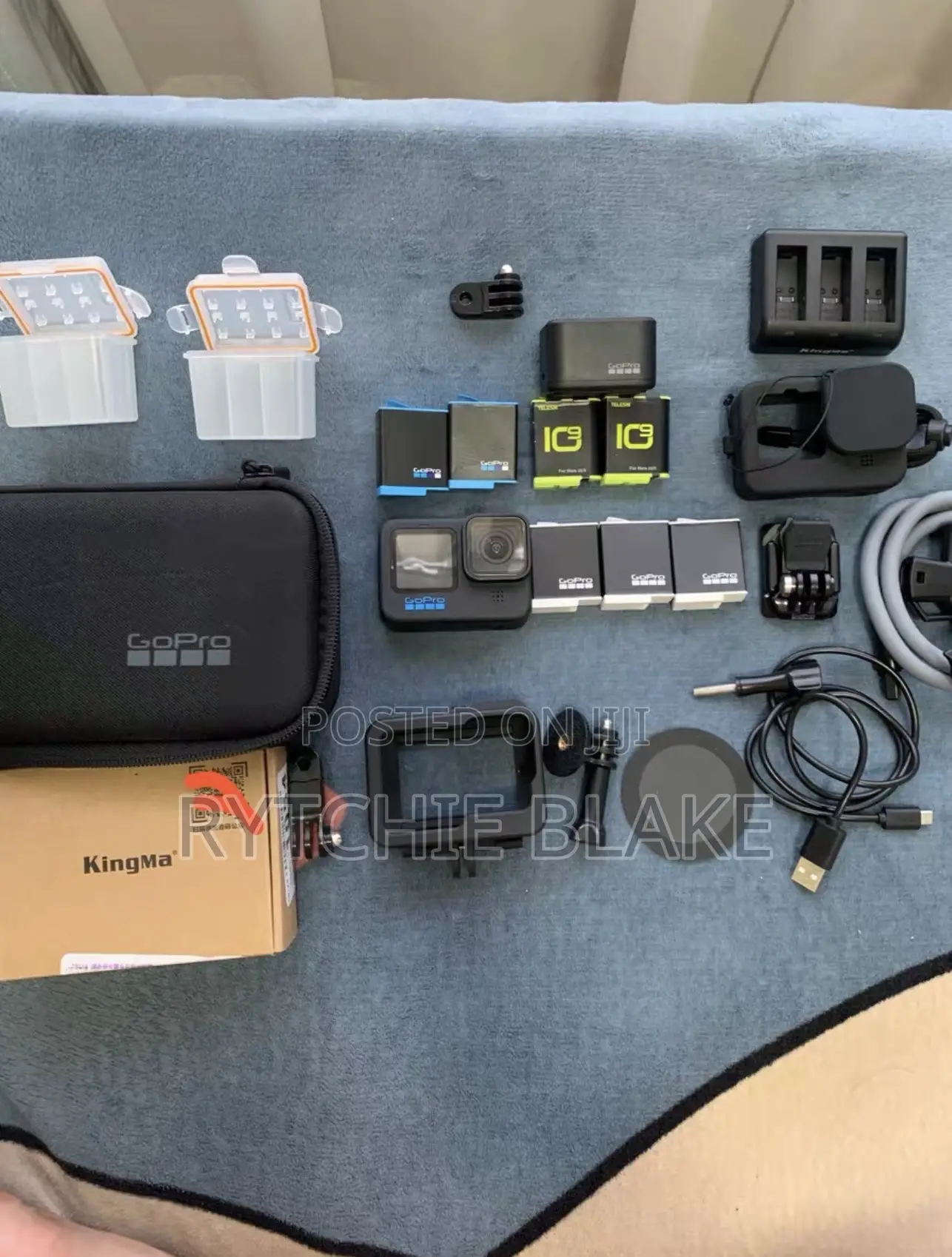 Gopro Hero 10 Black With Extra Batteries and All Accesories
