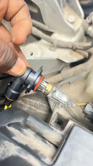 9005 and 9006 Normal Halogen Bulbs Available