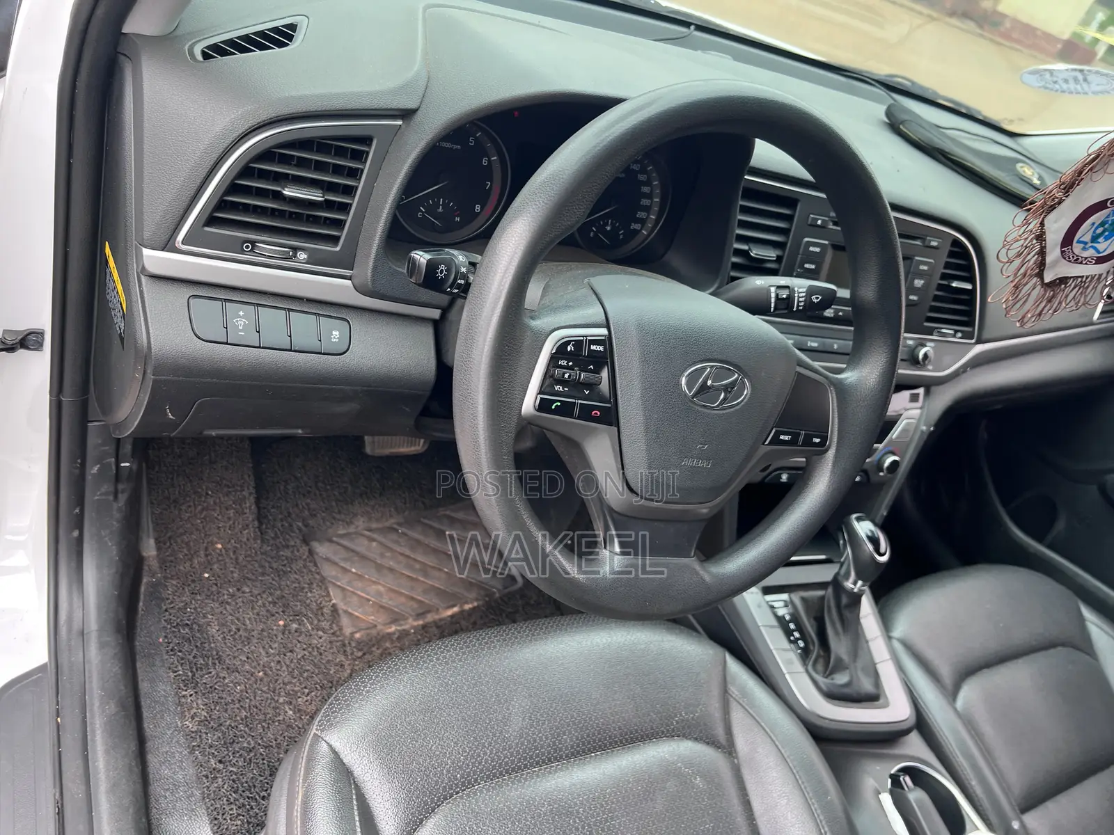 Hyundai Avante 2018 White