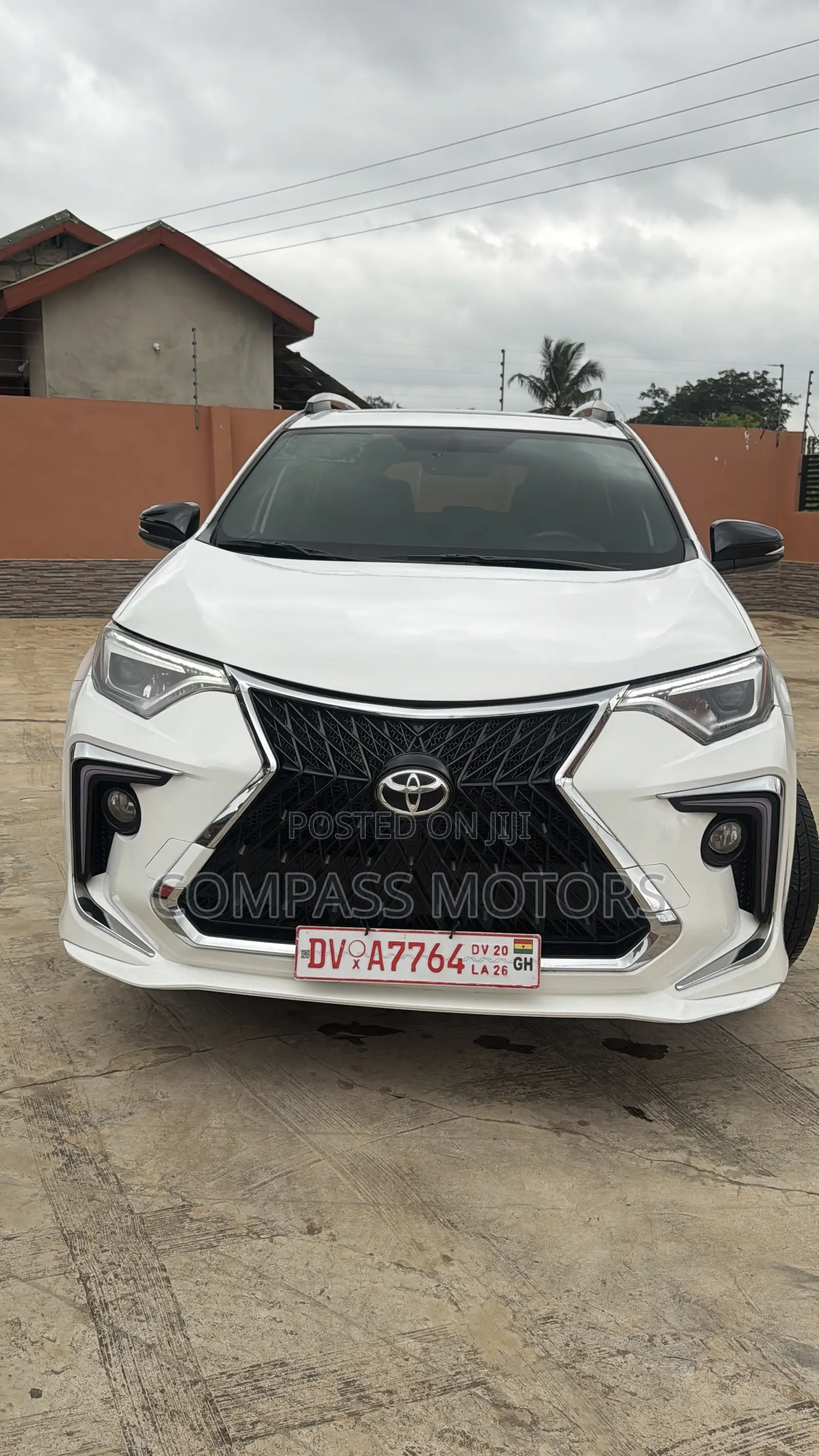 Toyota RAV4 SE AWD (2.5L 4cyl 6A) 2016 White