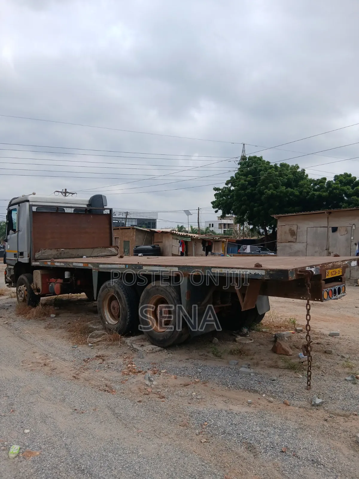 Mercedes-Benz Flat Bed Truck 2011 White