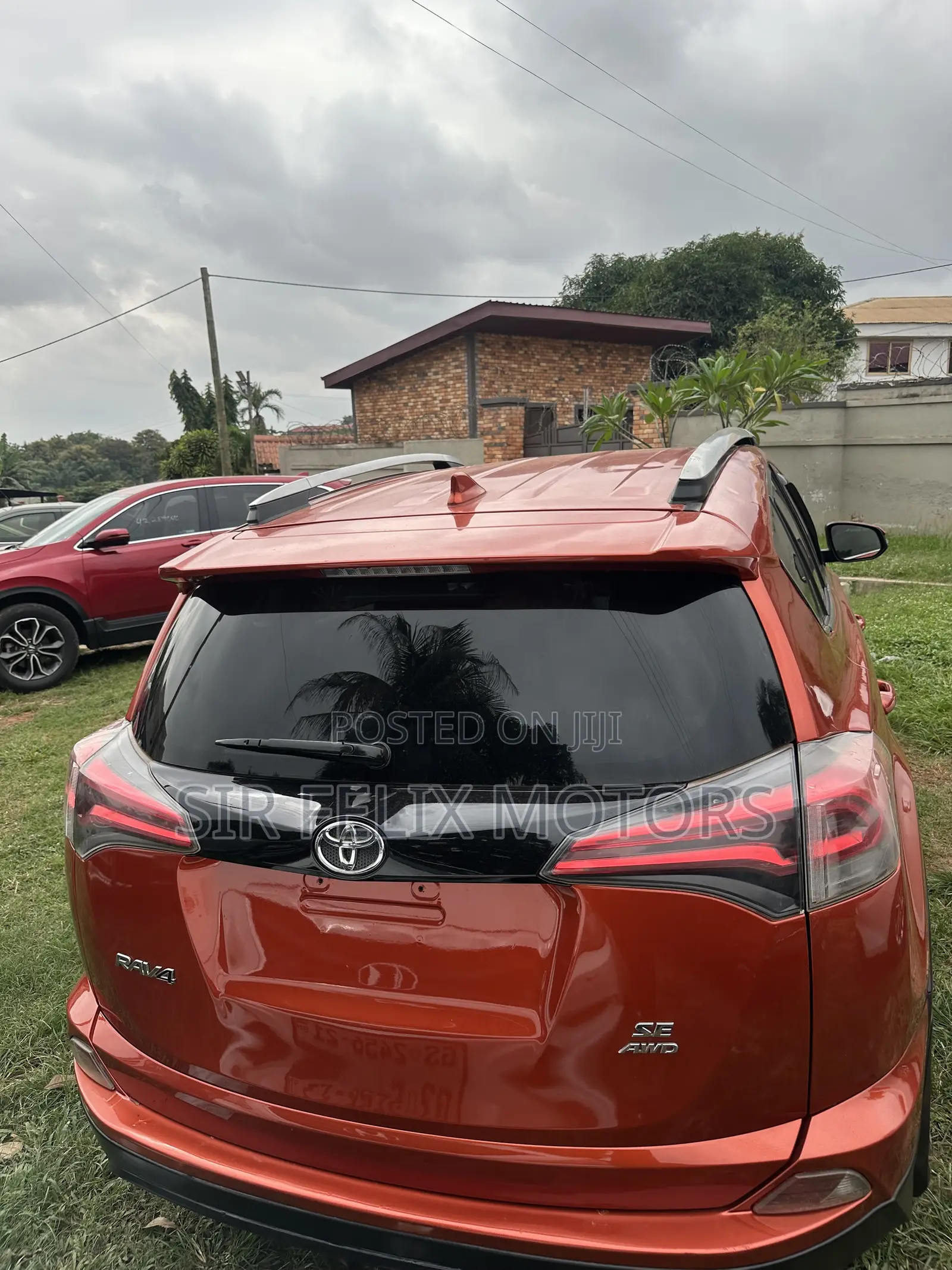 Toyota RAV4 SE 4dr SUV AWD (2.5L 4cyl 6A) 2018 Brown