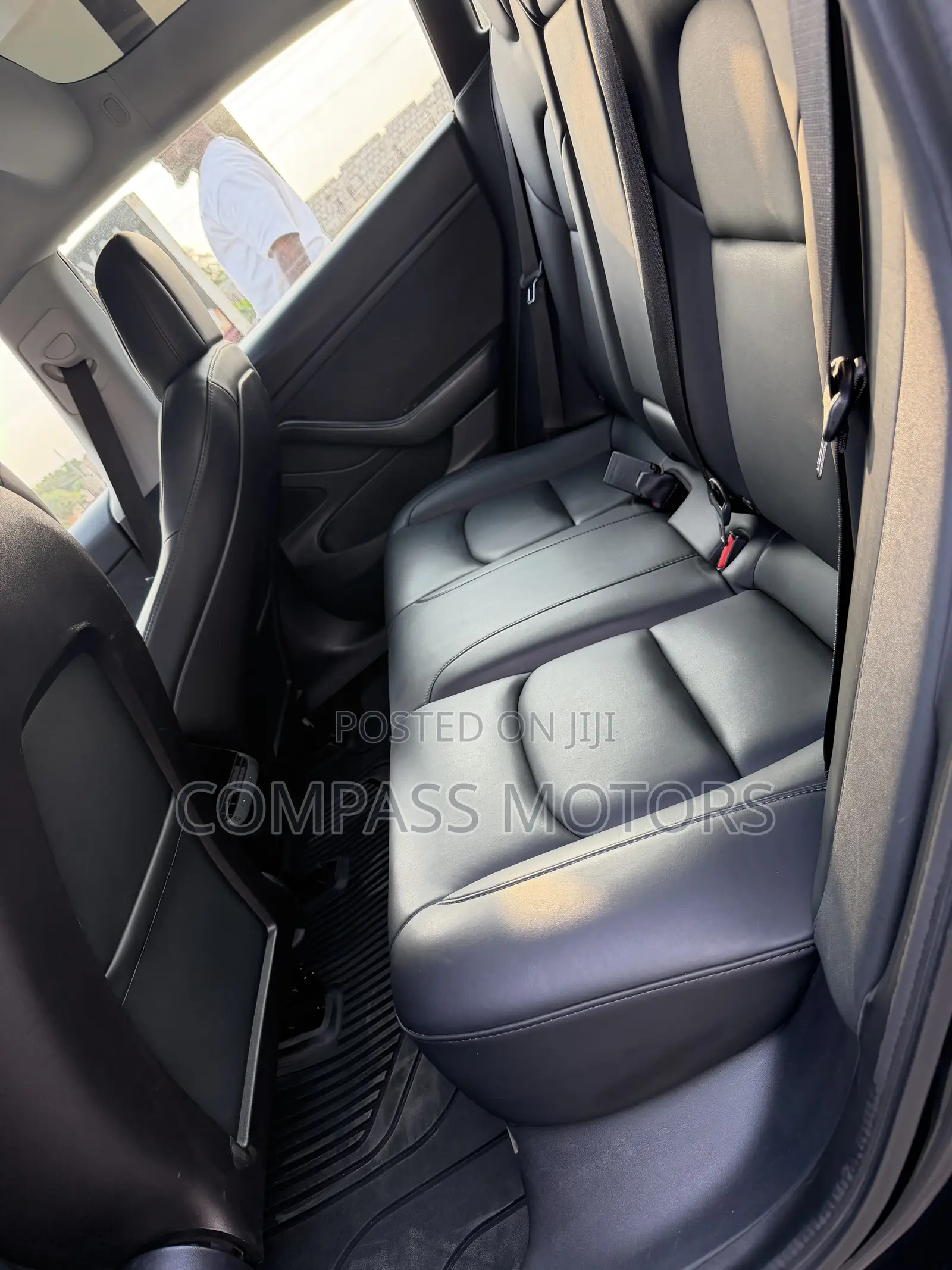 Tesla Model 3 54 kWh Standart Range Plus 2021 Black