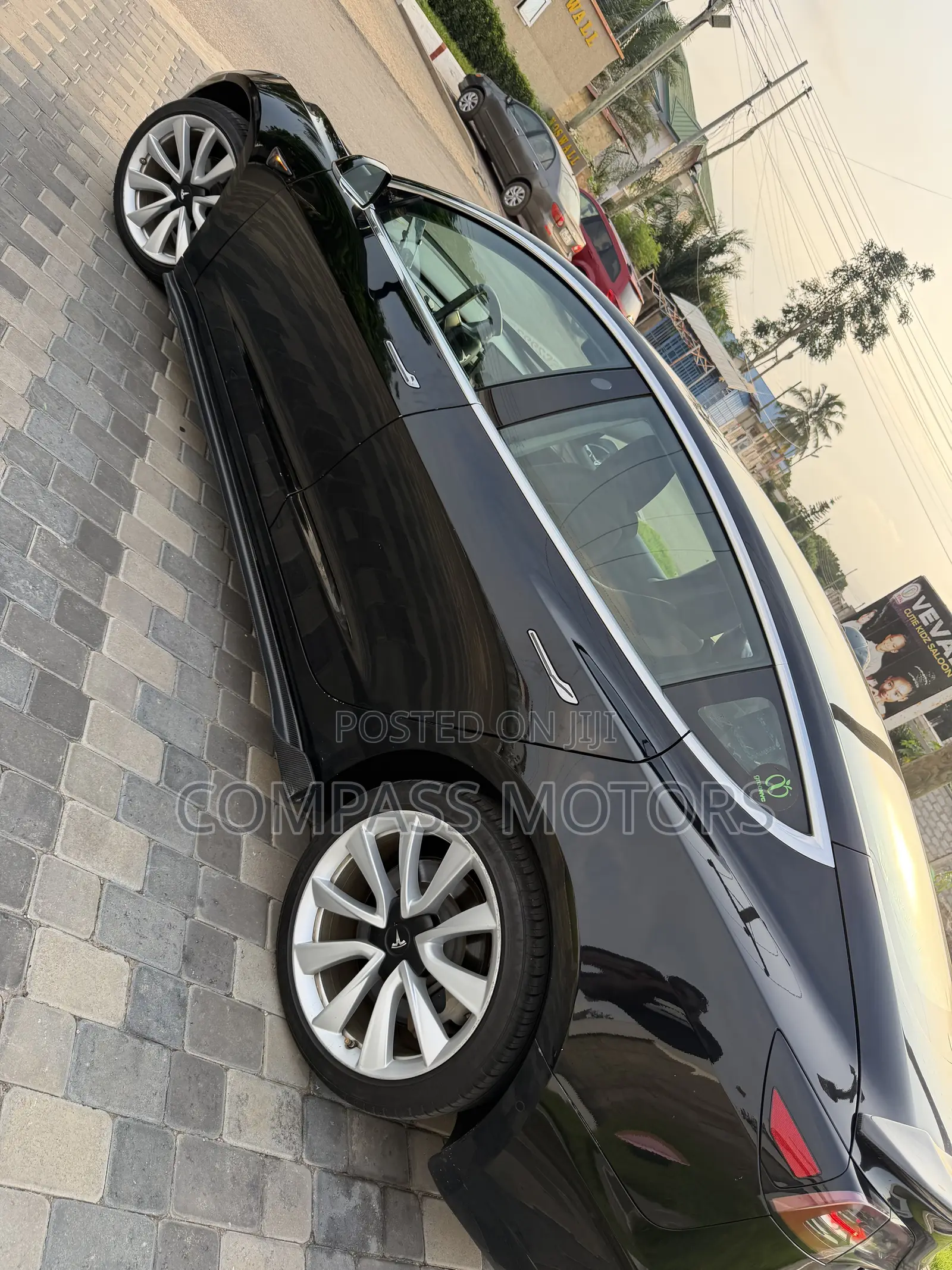 Tesla Model 3 54 kWh Standart Range Plus 2021 Black