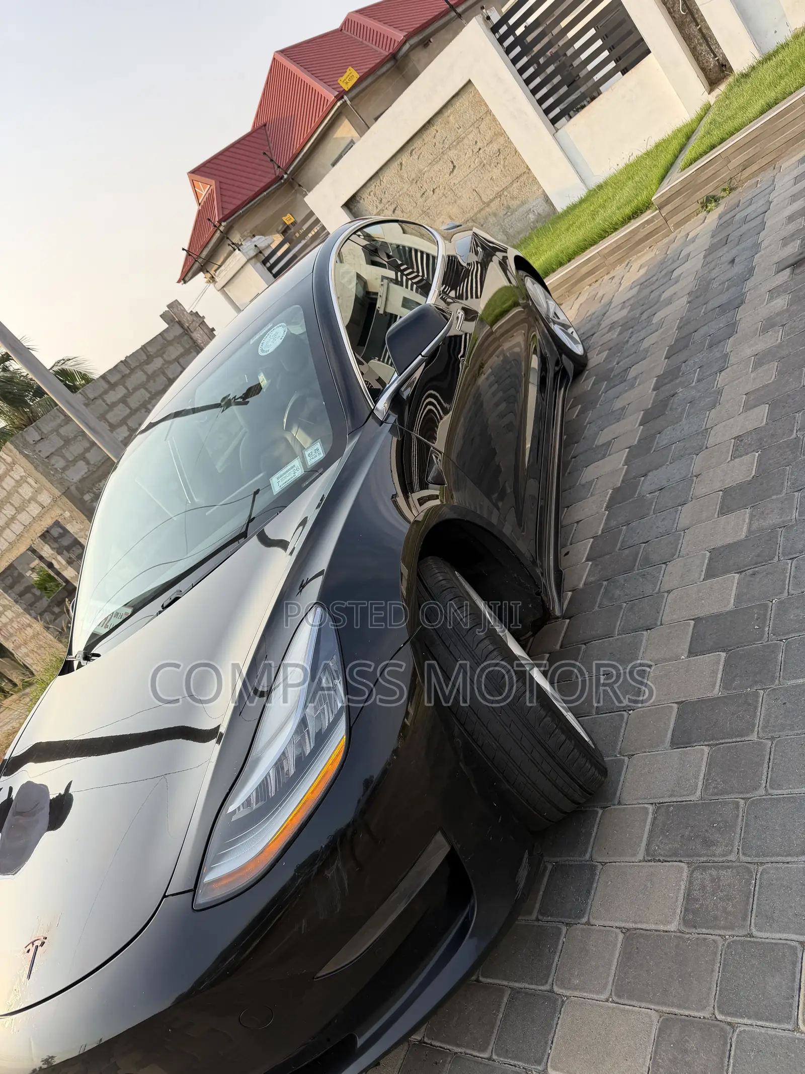 Tesla Model 3 54 kWh Standart Range Plus 2021 Black