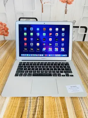 Laptop Apple MacBook 2015 8GB Intel Core i5 SSD 256GB