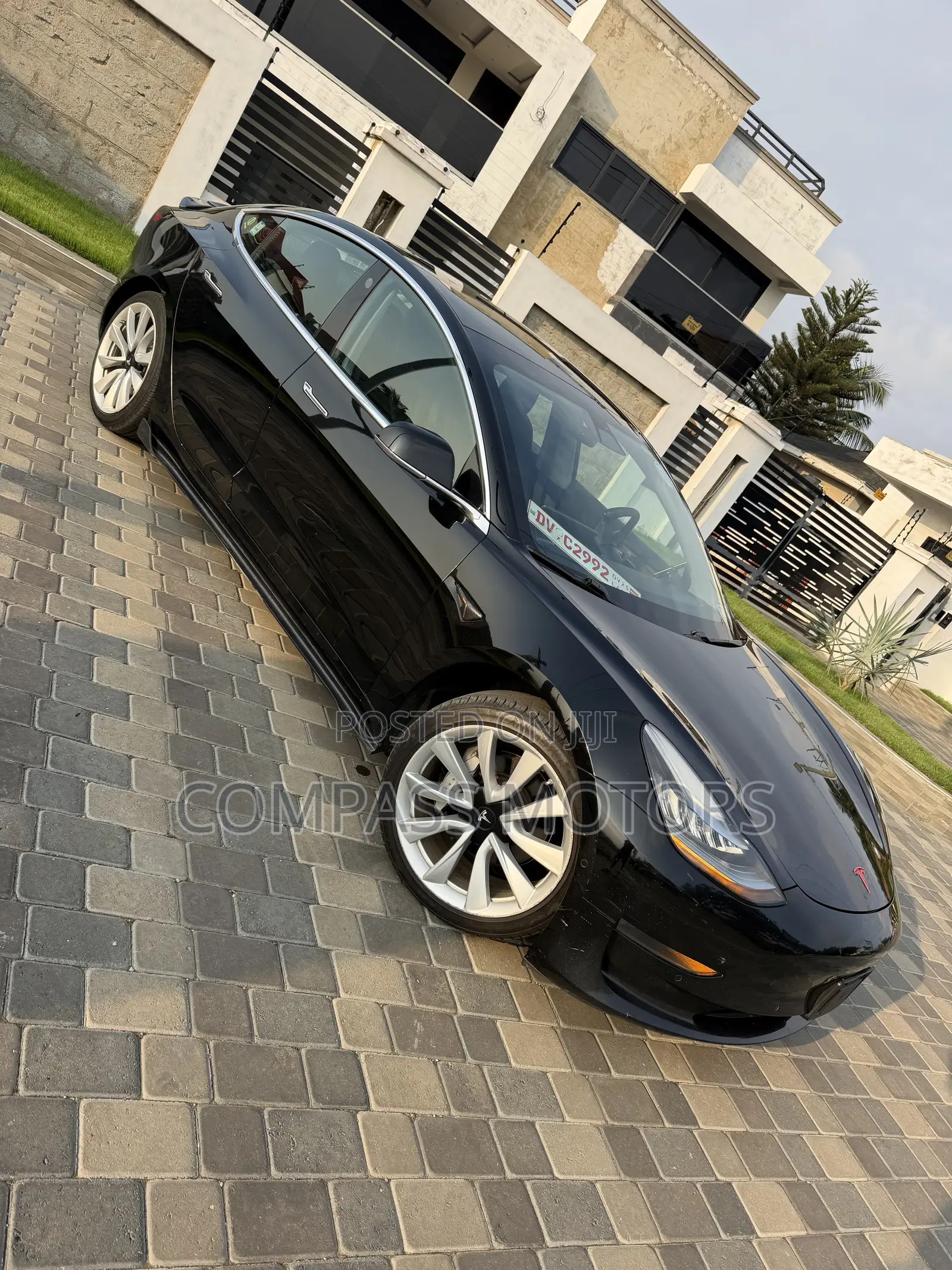 Tesla Model 3 54 kWh Standart Range Plus 2021 Black