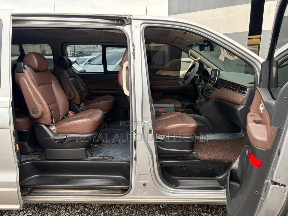 Hyundai Starex 2019 Grey