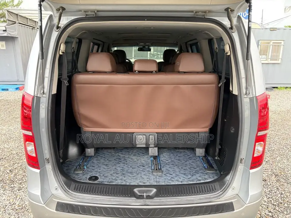 Hyundai Starex 2019 Grey