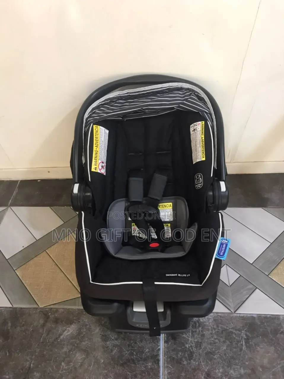 Graco SnugRide Lite LX Infant Car Seat, Lightweight Rear-Facing