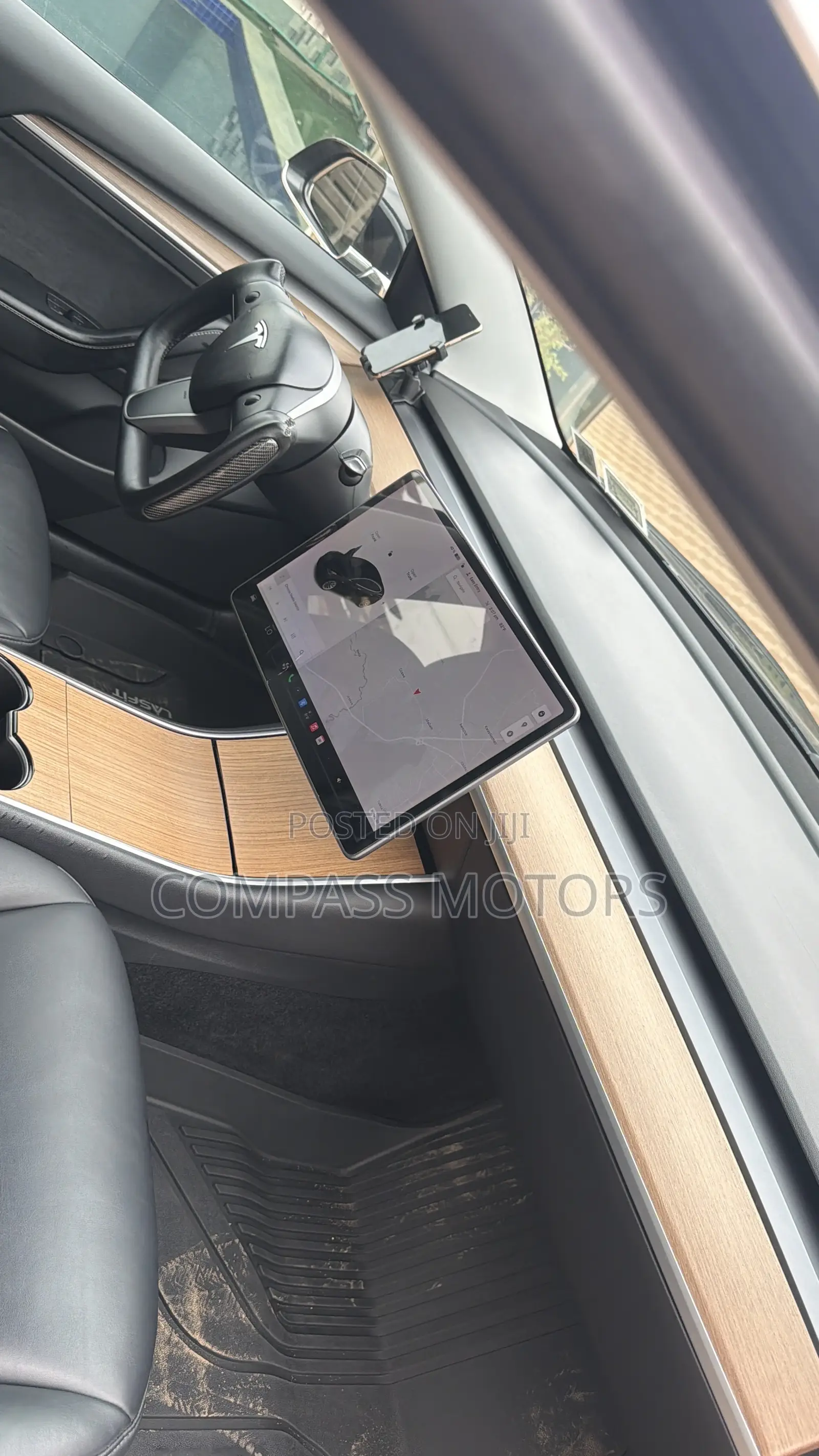 Tesla Model 3 54 kWh Standart Range Plus 2021 Black