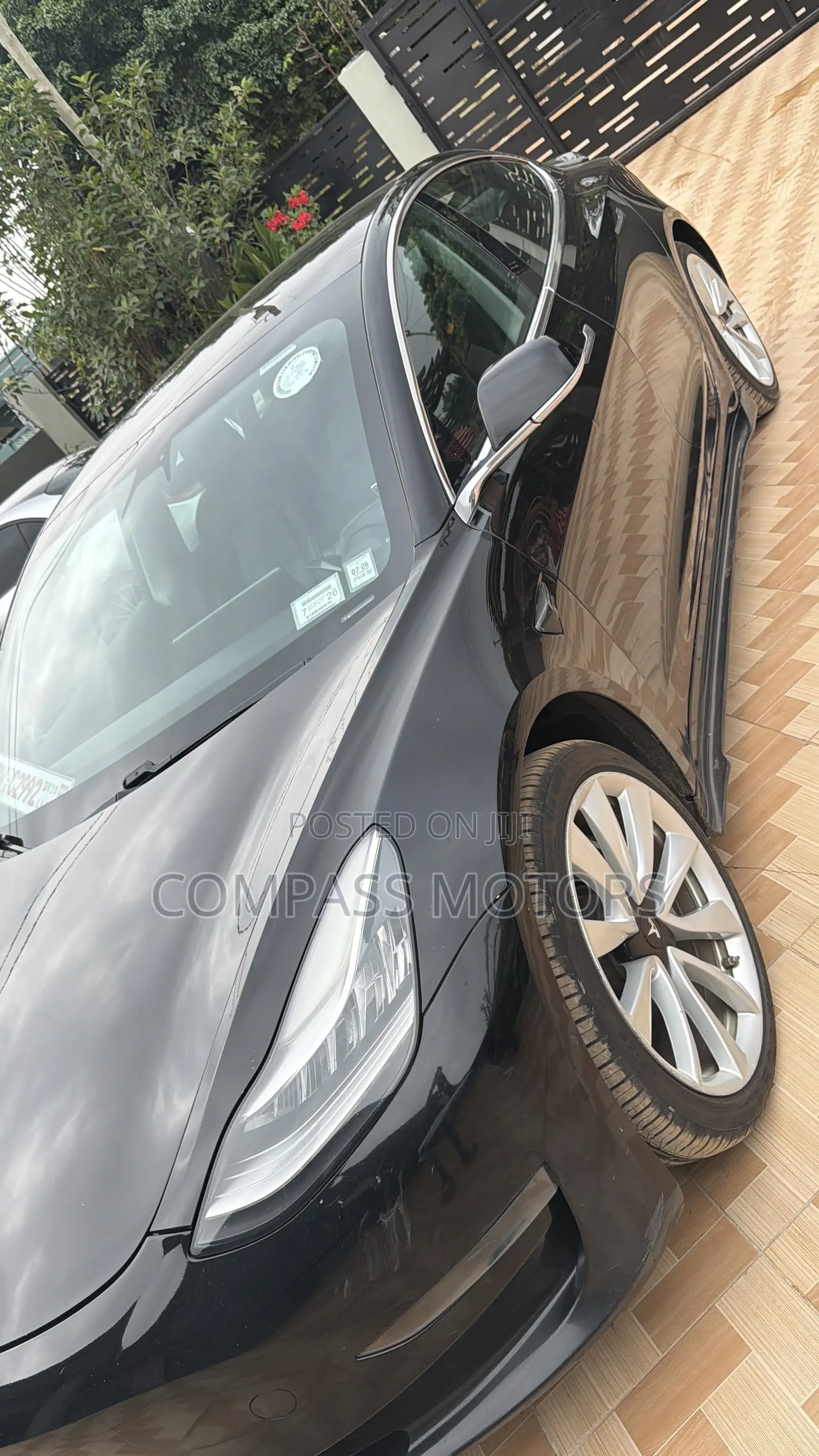 Tesla Model 3 54 kWh Standart Range Plus 2021 Black