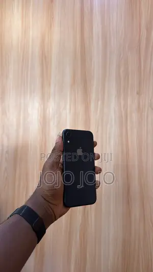 Apple iPhone XR 64 GB Black