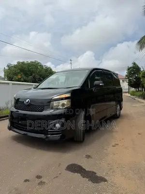 Toyota Voxy 2009 Black