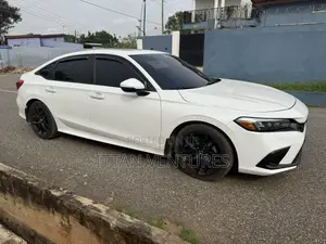 Honda Civic Sport 2022 White