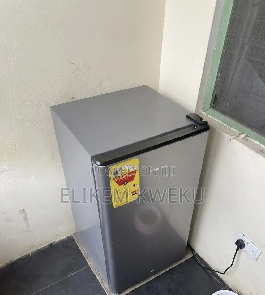 150L Hisense Silver Fridge – Working Perfectly