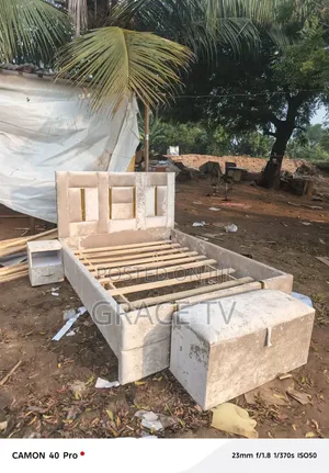 Double Bed Frame With Optimus