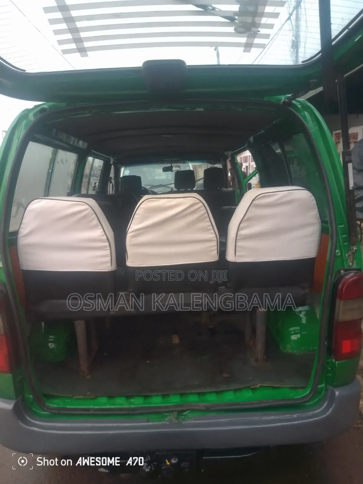 Toyota HiAce 2001 Green