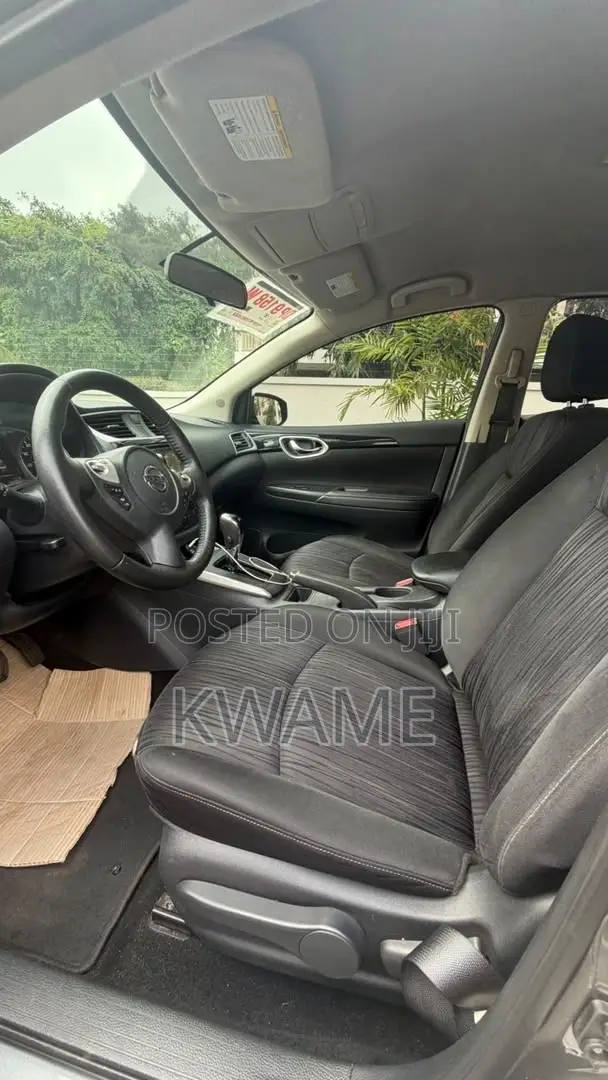 Nissan Sentra SV 2018 Gray