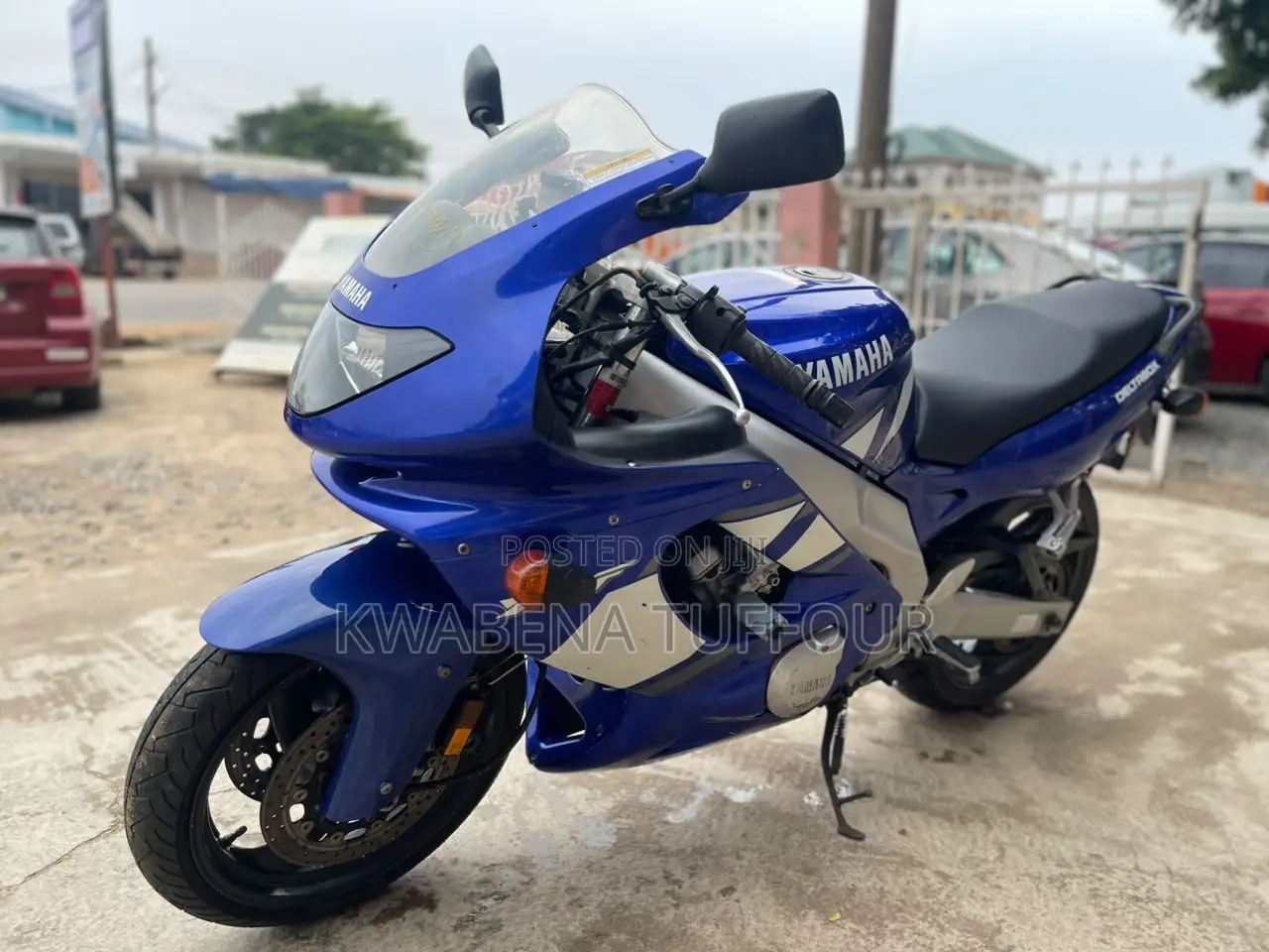 Yamaha YZF-R 2011 Blue
