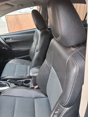 Toyota Corolla S 4dr Sedan (1.8L 4cyl CVT) 2015 Red