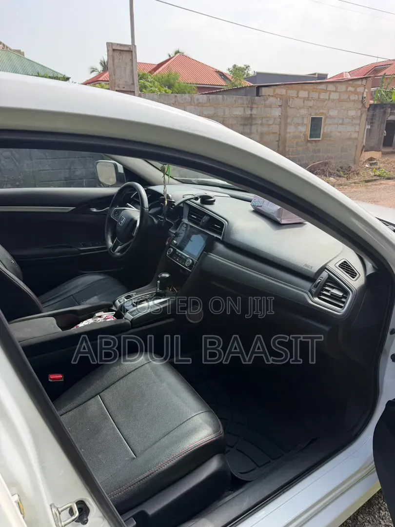 Honda Civic EX Sedan 2019 White