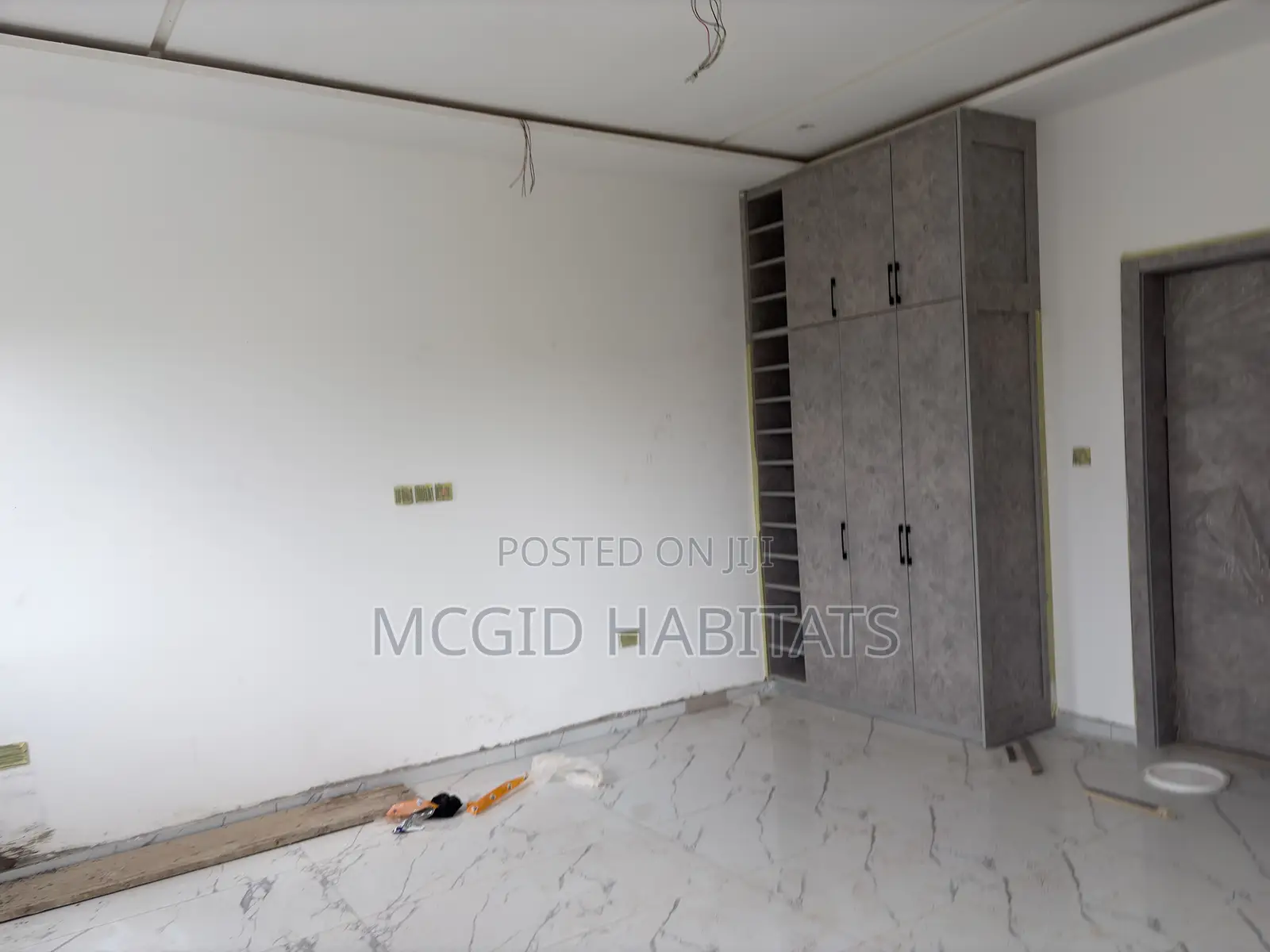 4bdrm House in Adenta for sale