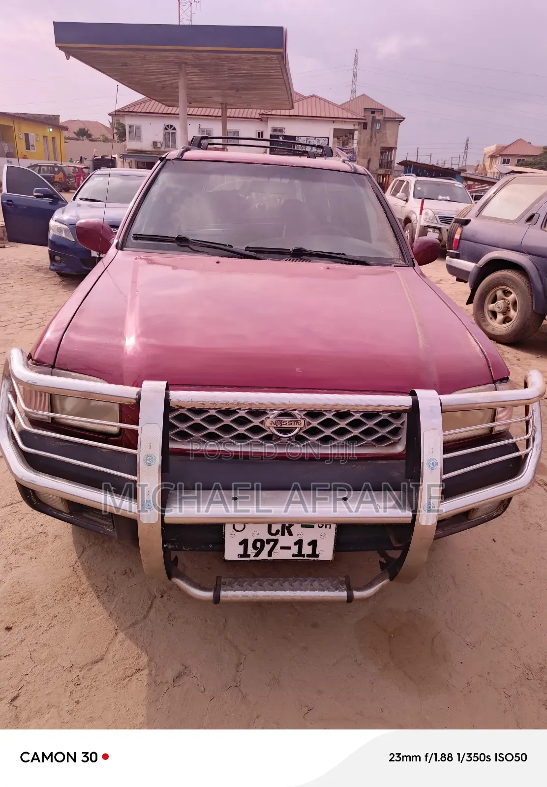 Nissan Pathfinder LE Platinum 4x4 2004 Red 