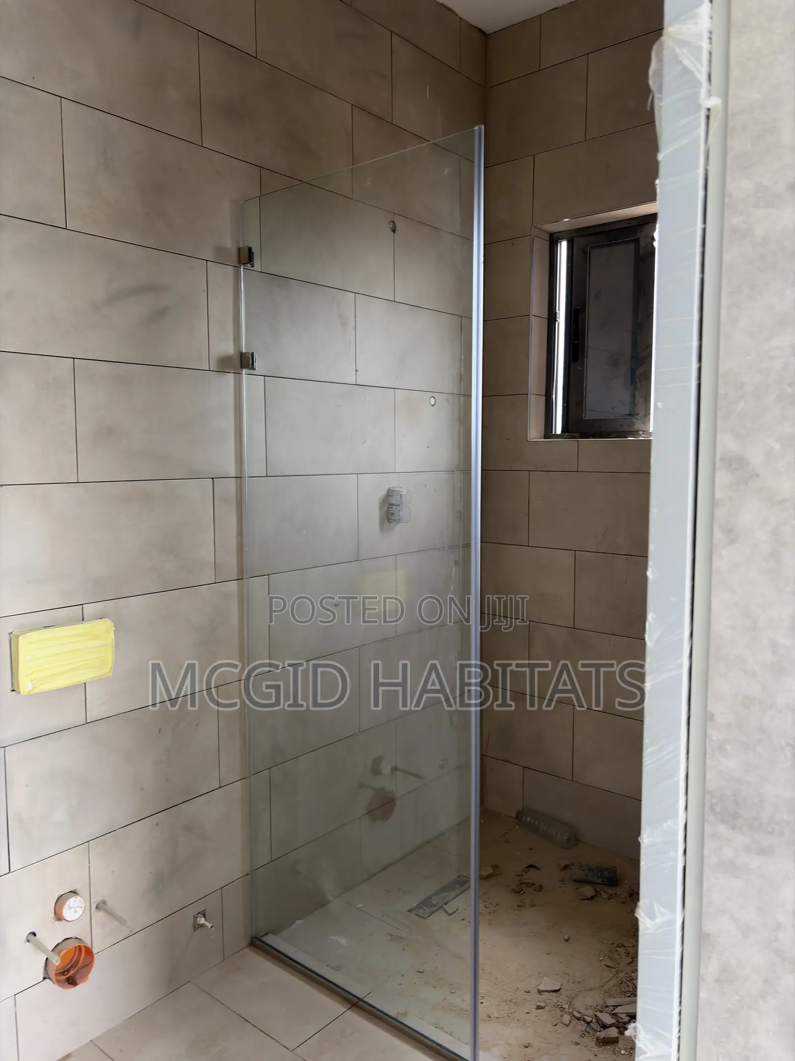 4bdrm House in Adenta for sale