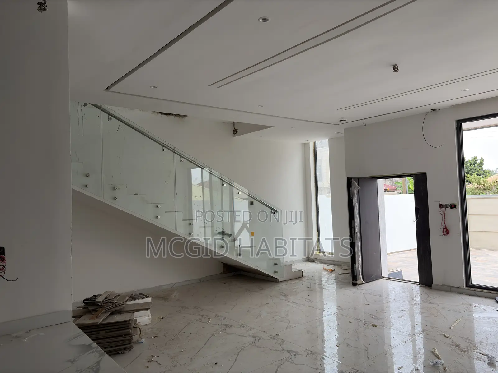 4bdrm House in Adenta for sale