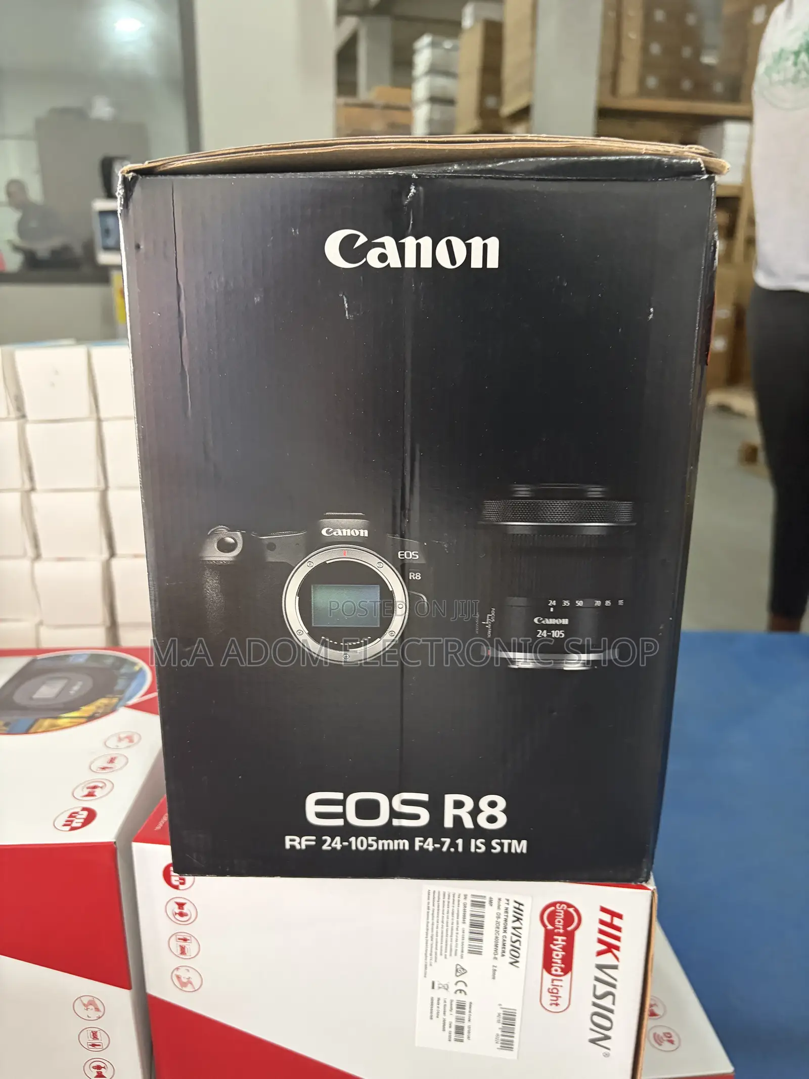 Canon Eos R8 Mirrorless Camera With 24-105 STM Lens