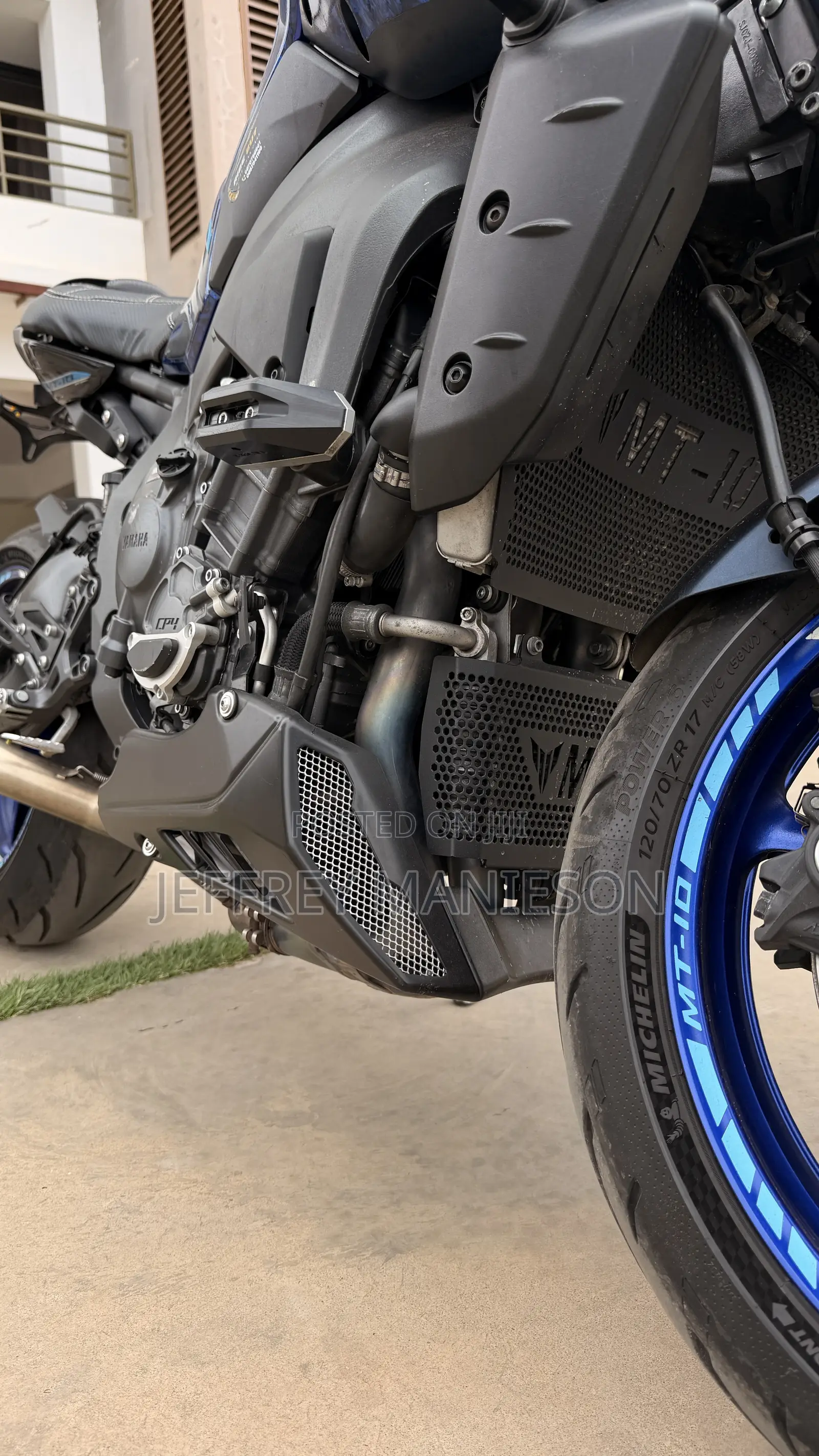 Yamaha FZ 2025 Blue