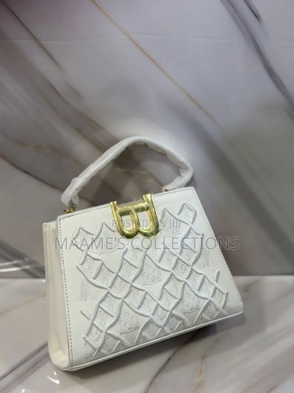 Luxury Embroidered Top Handle Handbag With Crossbody Strap
