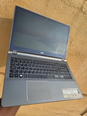 Laptop Acer Aspire V5-552P 12GB Intel Core i5 SSD 256GB