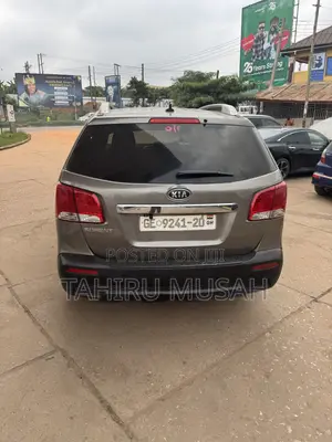 Kia Sorento 2012 Gray