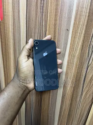 Apple iPhone XR 64 GB Black