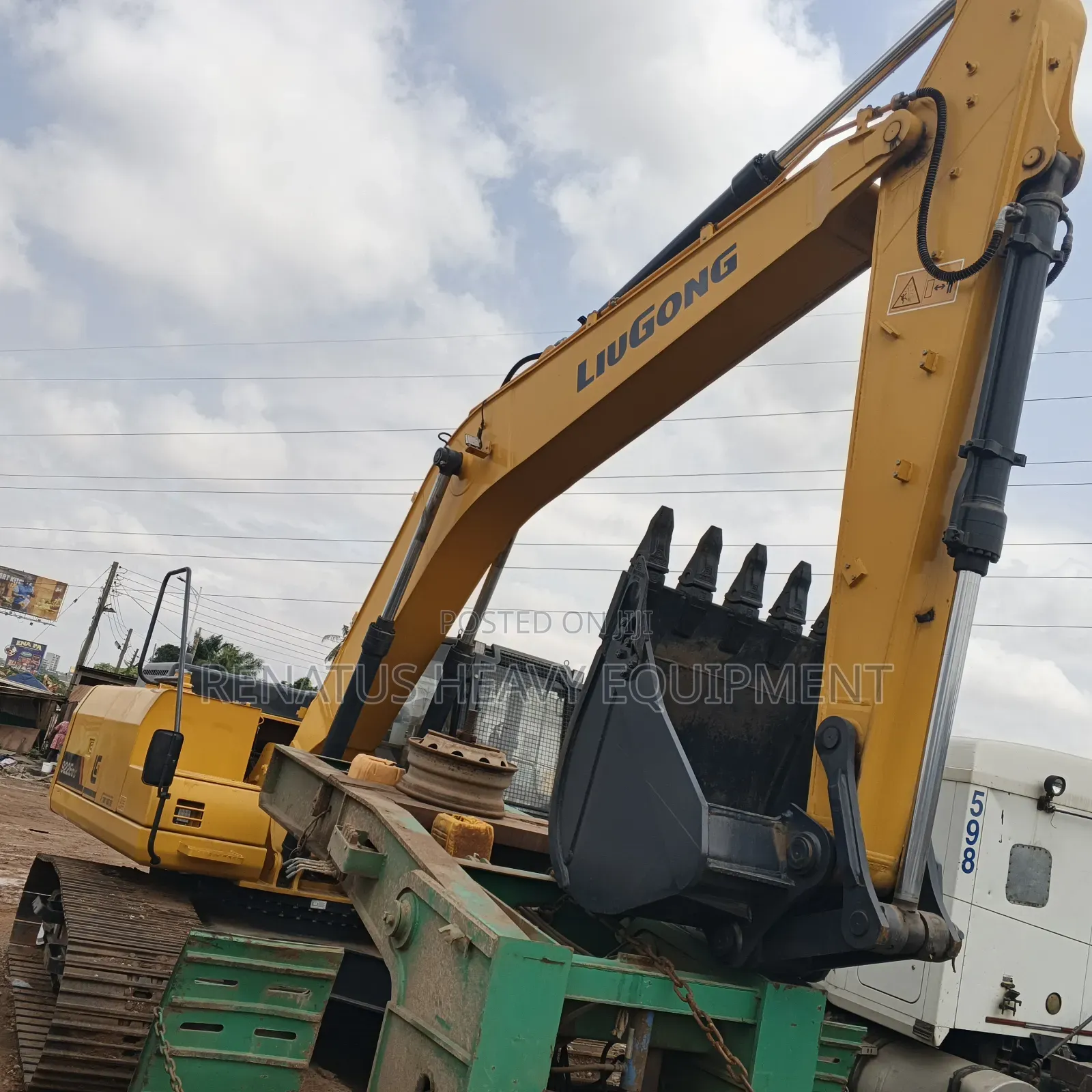 Liugon Excavator