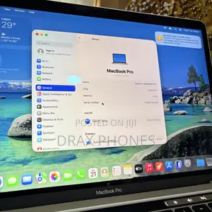 Laptop Apple MacBook Pro 2022 M2 8GB Apple M2 SSD 256GB