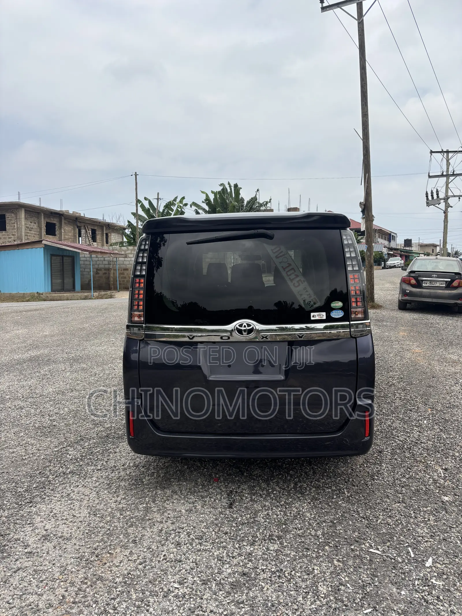 Toyota Voxy X 2WD 8-Seater 2015 Purple