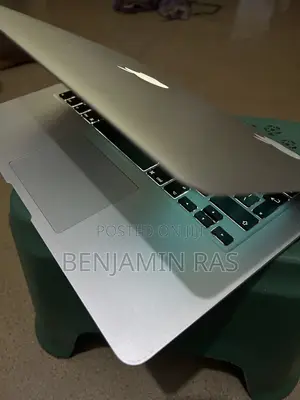 Laptop Apple MacBook Air 2015 4GB Intel Core i5 SSD 256GB