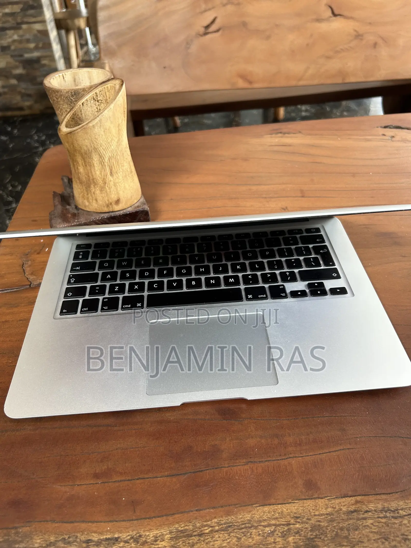 Laptop Apple MacBook Air 2015 4GB Intel Core i5 SSD 256GB